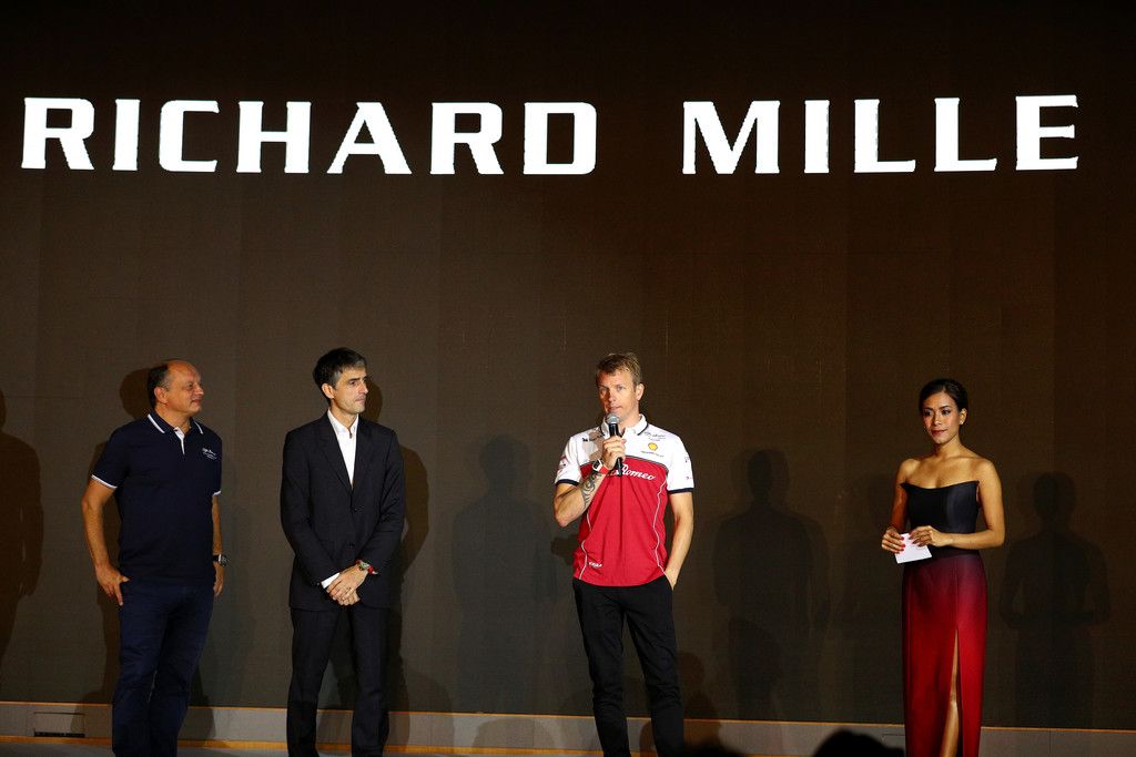 Bee Xoomsai with Kimi Raikkonen